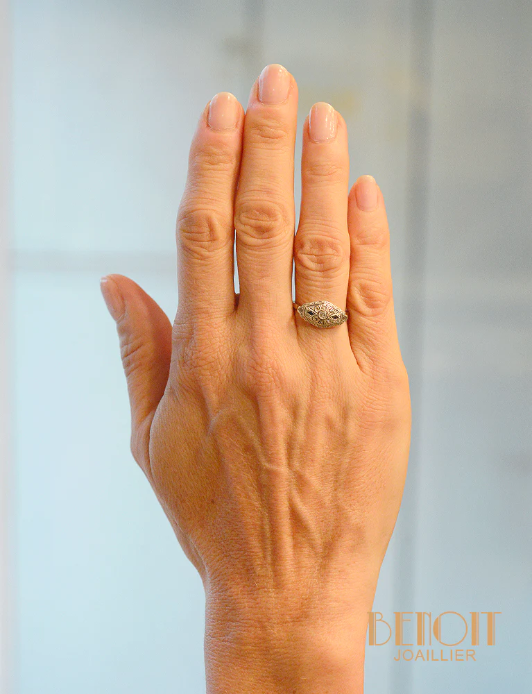 Bague Art Déco Losange Diamants et Saphirs - Image 5