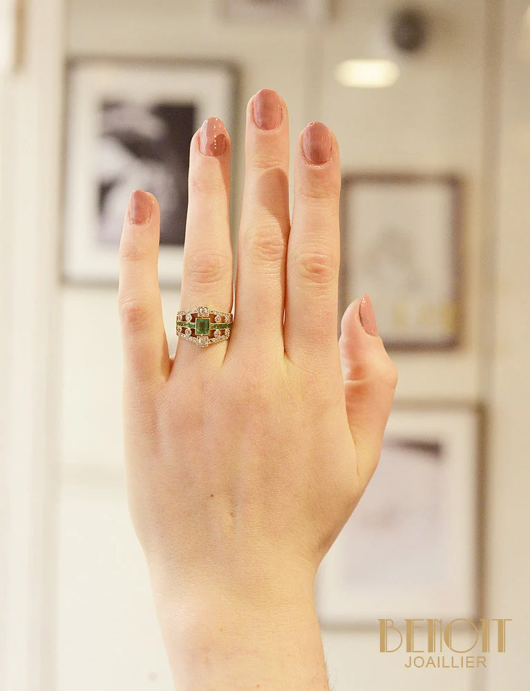 Bague Bandeau Émeraudes et Diamants - Image 6