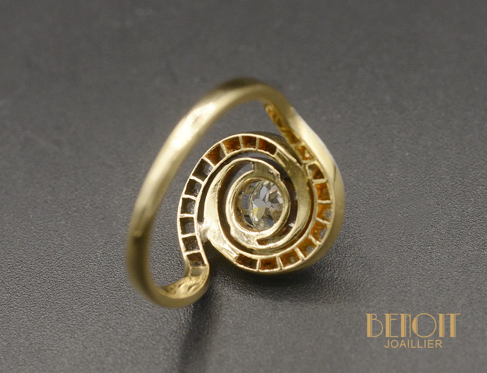 Bague Tourbillon Diamants - Image 4
