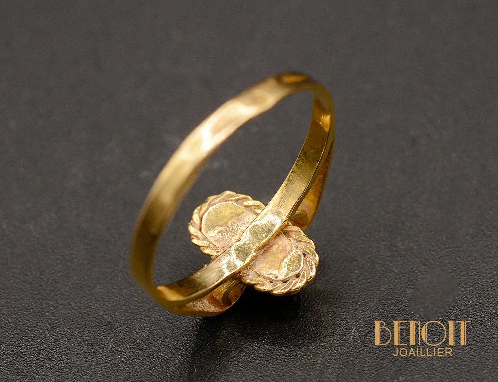 Bague Ancienne Or Jaune et Corail - Image 4