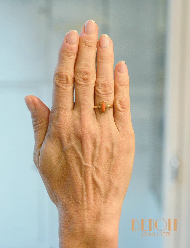 Bague Ancienne Or Jaune et Corail - Image 5
