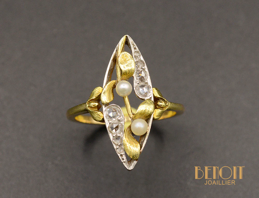 Bague Marquise Art Nouveau Perles Fines et Diamants - Image 2
