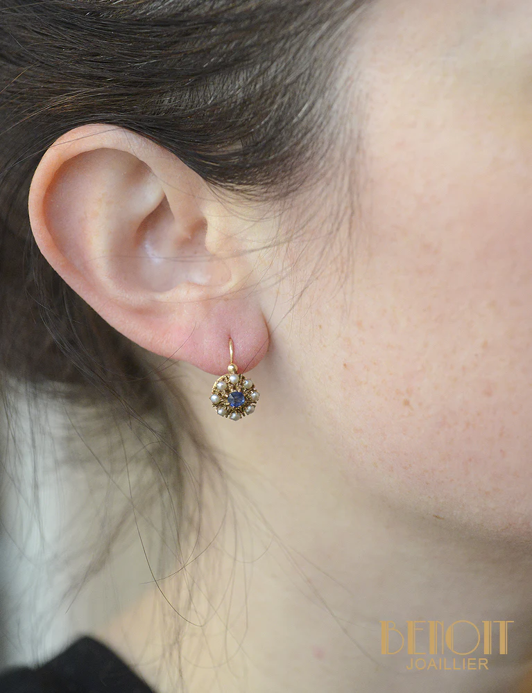 Paire de Dormeuses Or Rose Saphir et Perles fines - Image 5
