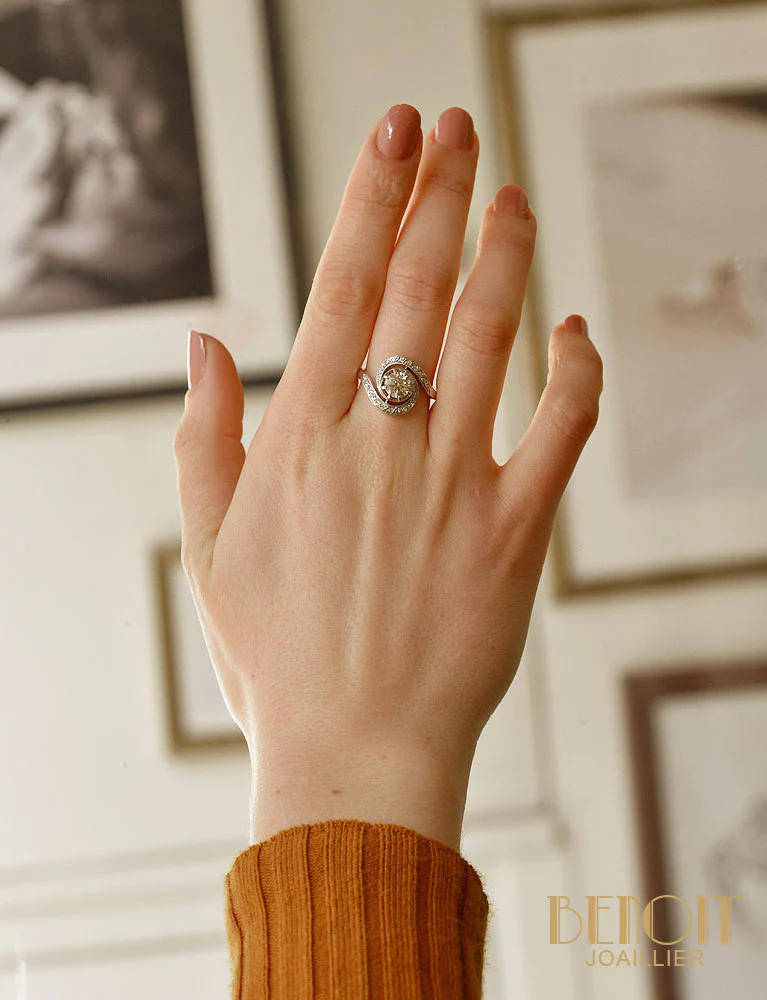 Bague Tourbillon Diamants et Or Blanc - Image 5