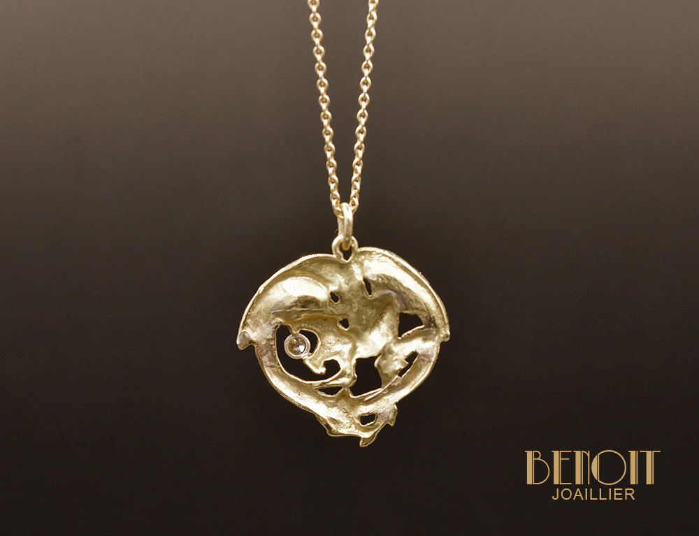 Pendentif Ancien Chimère en Or et Diamants - Image 3