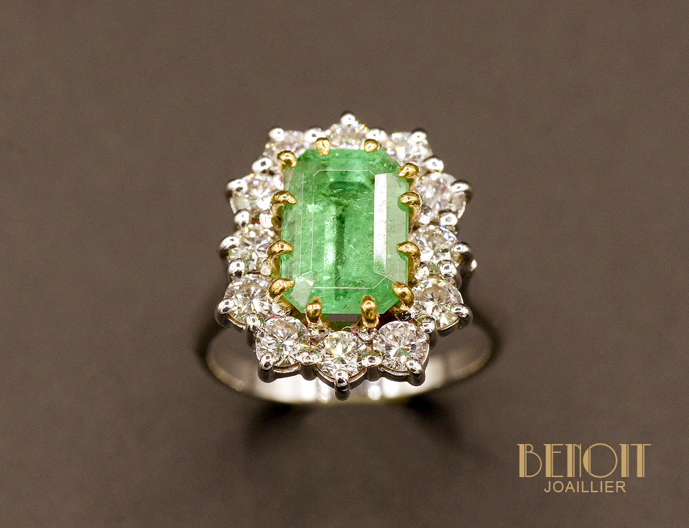 Bague Emeraude Entourage Diamants - Image 2