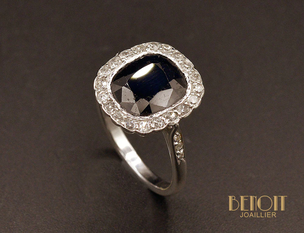 Bague Saphir Coussin Diamants - Image 3