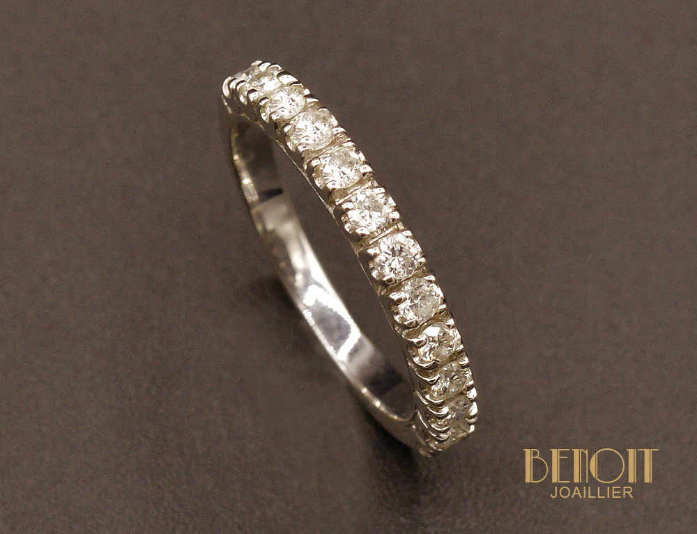 Demi-Alliance Diamants et Or Blanc - Image 3