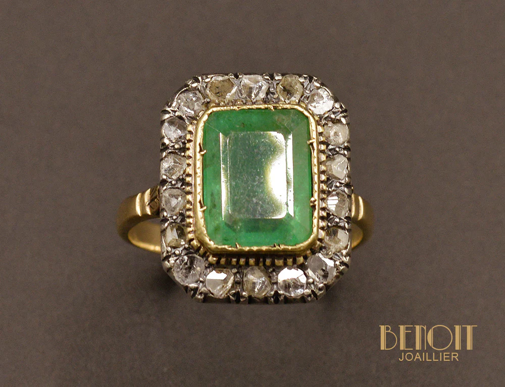 Bague Emeraude entourage Diamants Taille Rose - Image 2