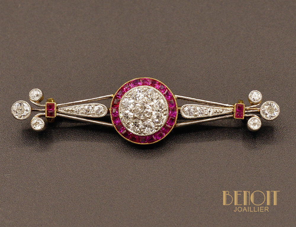 Broche Art Déco Diamants et Rubis