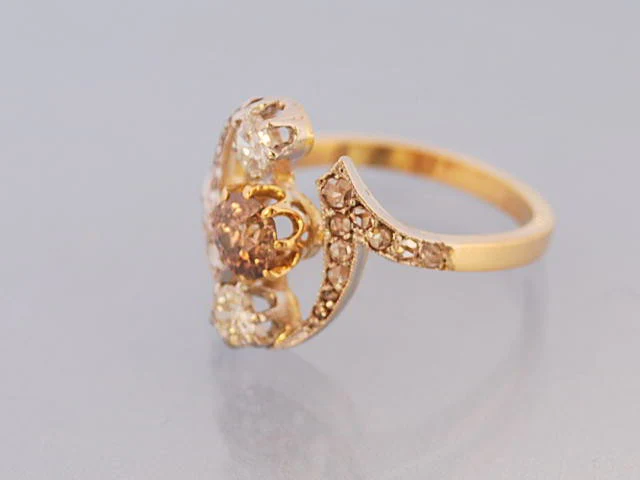 Bague 1900 diamants et or - Image 2