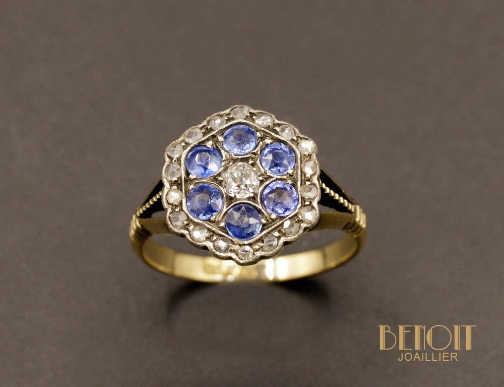Bague Hexagonale Saphirs et Diamants - Image 2