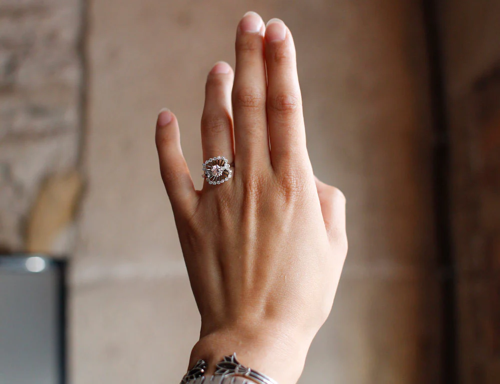 Bague 1950 Or Blanc et Diamants - Image 7
