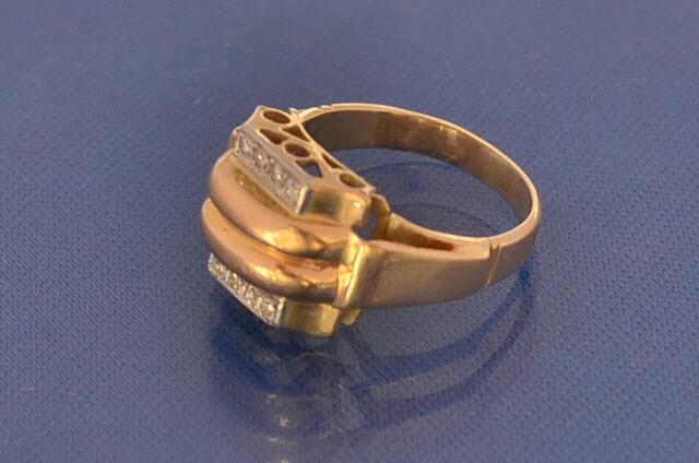 Bague Ancienne Art Déco Or et Diamants - Image 2