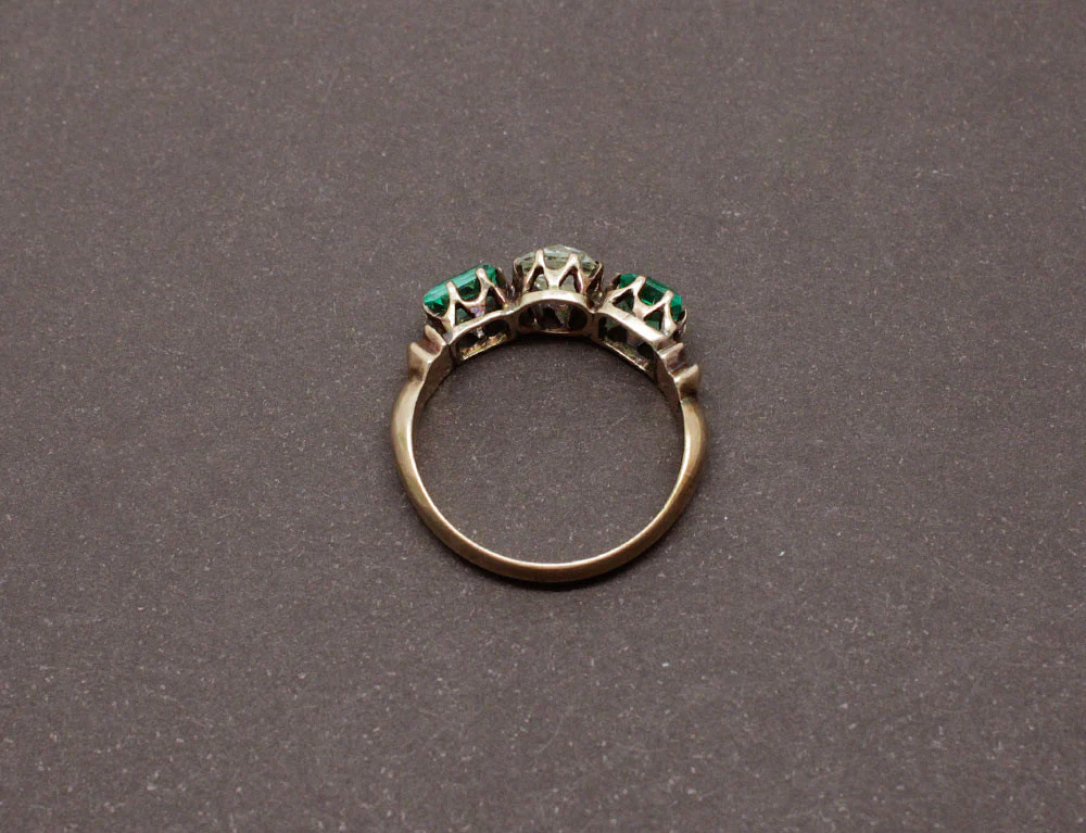 Bague Ancienne Diamant Taille Rose et Emeraudes - Image 3