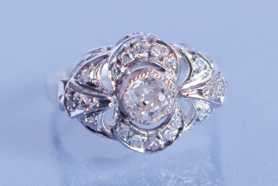 Bague Art déco diamant