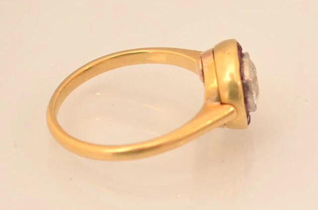 Bague Art Déco Diamant et Rubis Calibrés - Image 2