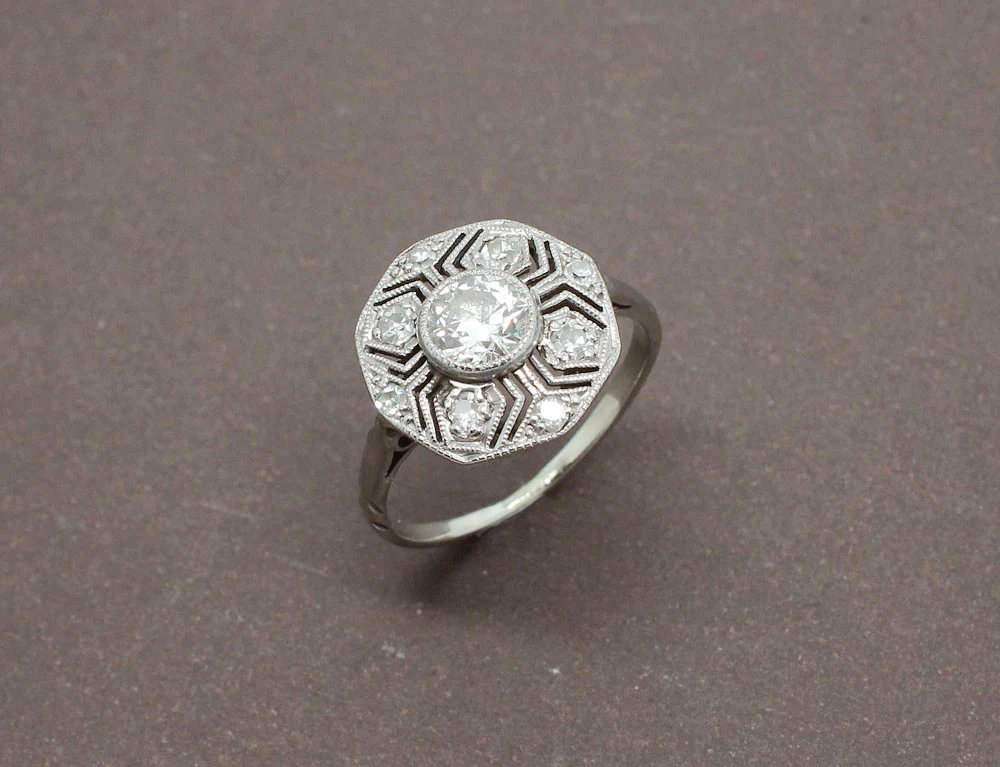Bague Art Déco Diamants Or et Platine