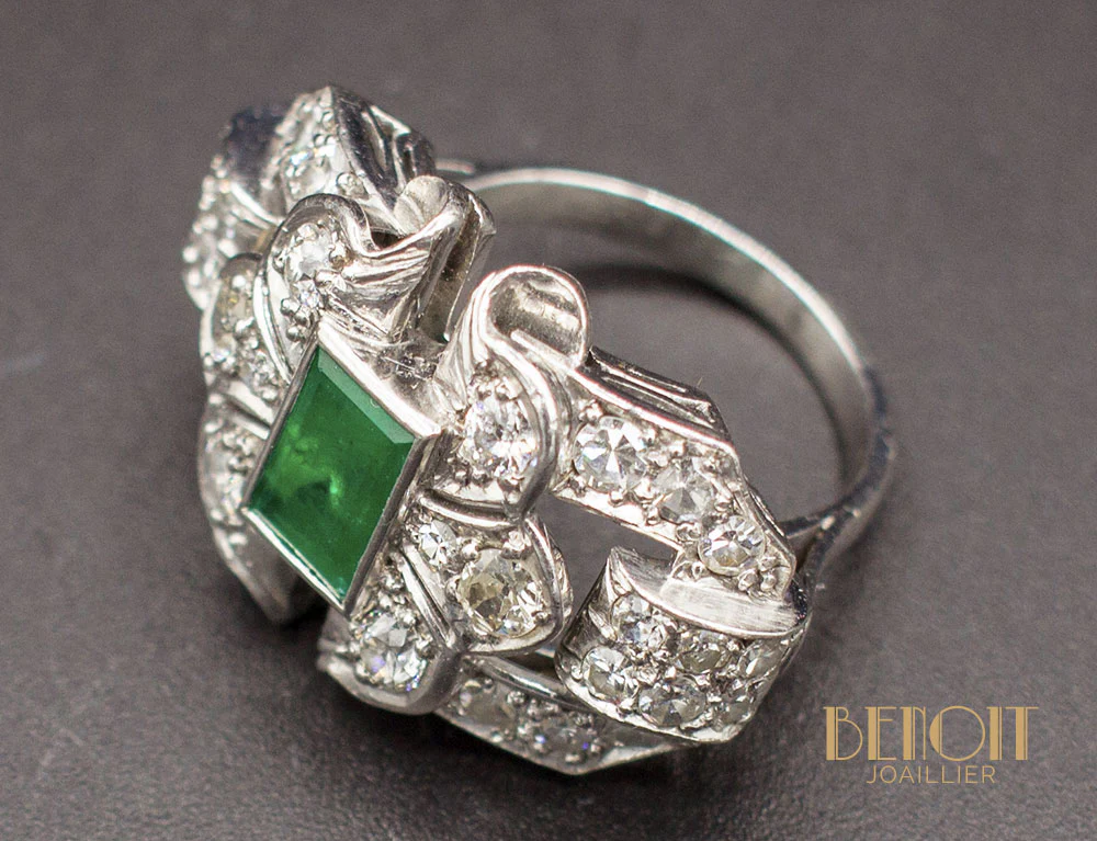 Bague Art Déco Émeraude Diamants - Image 4