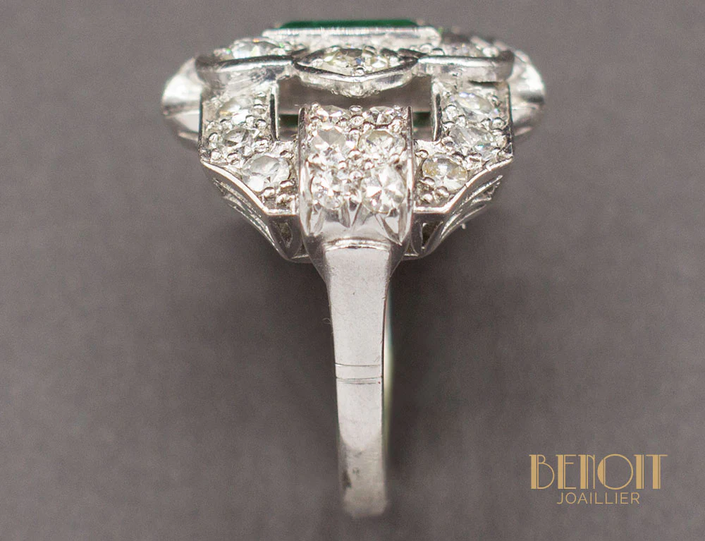 Bague Art Déco Émeraude Diamants - Image 6