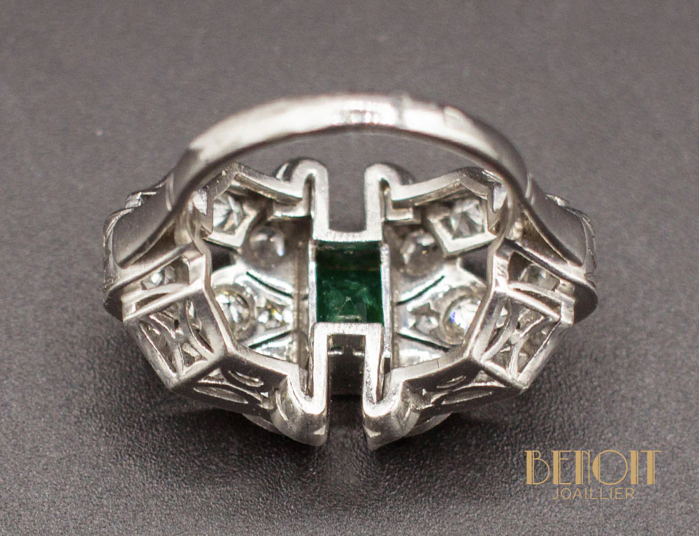 Bague Art Déco Émeraude Diamants - Image 7