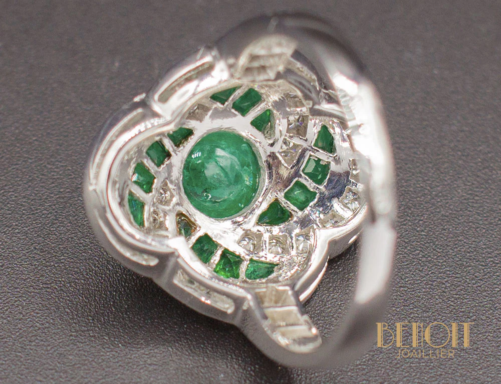 Bague Art Déco Emeraudes Diamants - Image 7