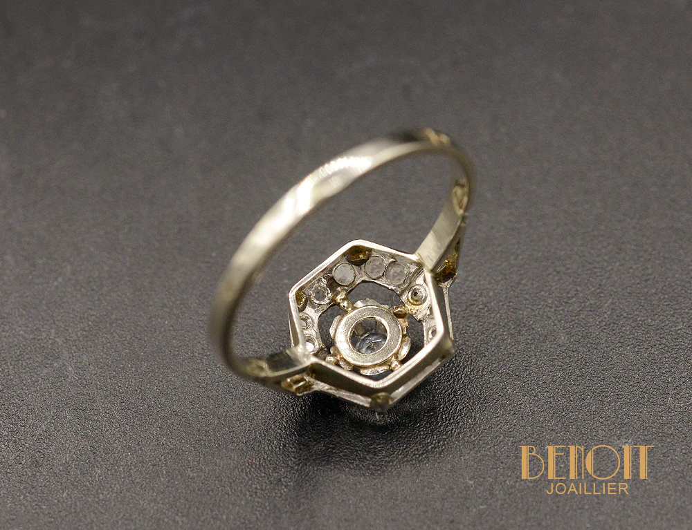 Bague Art Déco Hexagone Diamants - Image 4