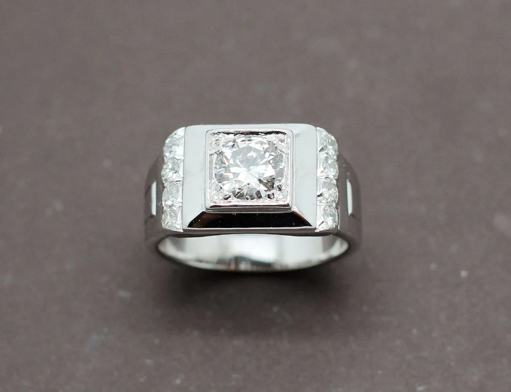 Bague Art Déco Moderniste Diamants - Image 2