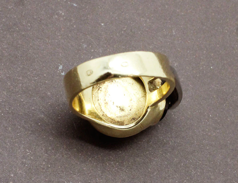 Bague Art Déco Moderniste Onyx et Diamants - Image 7