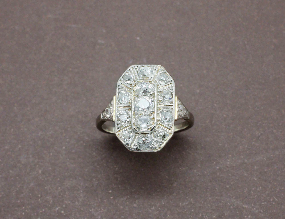 Bague Art Déco Platine et Diamants - Image 2