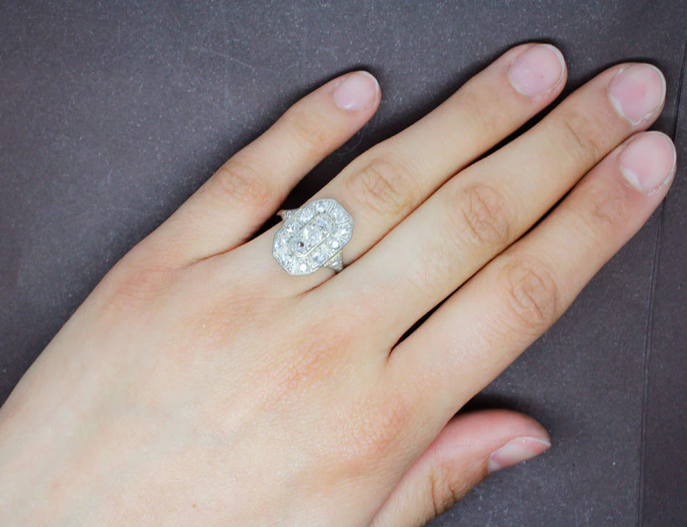 Bague Art Déco Platine et Diamants - Image 4