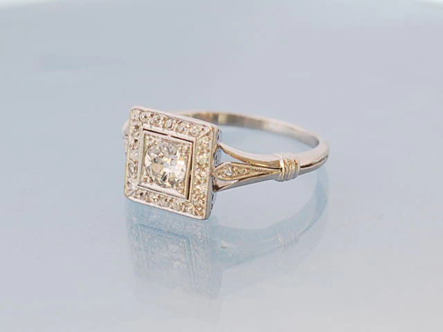 Bague art déco  or et diamants