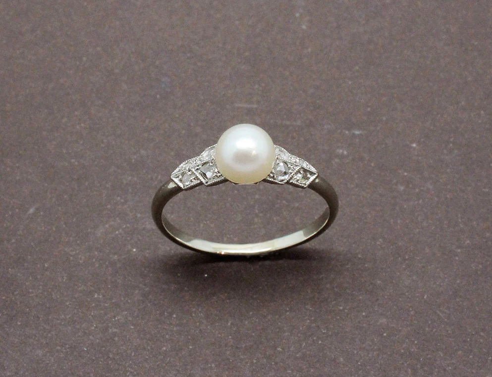 Bague Art Déco Perle et Diamants - Image 2