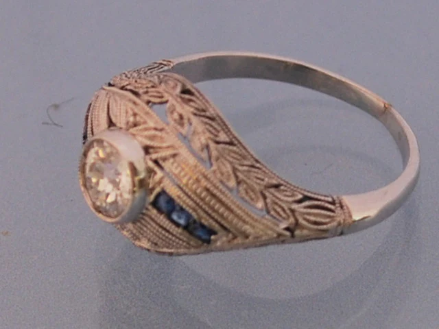 Bague art déco platine diamant et saphir - Image 2