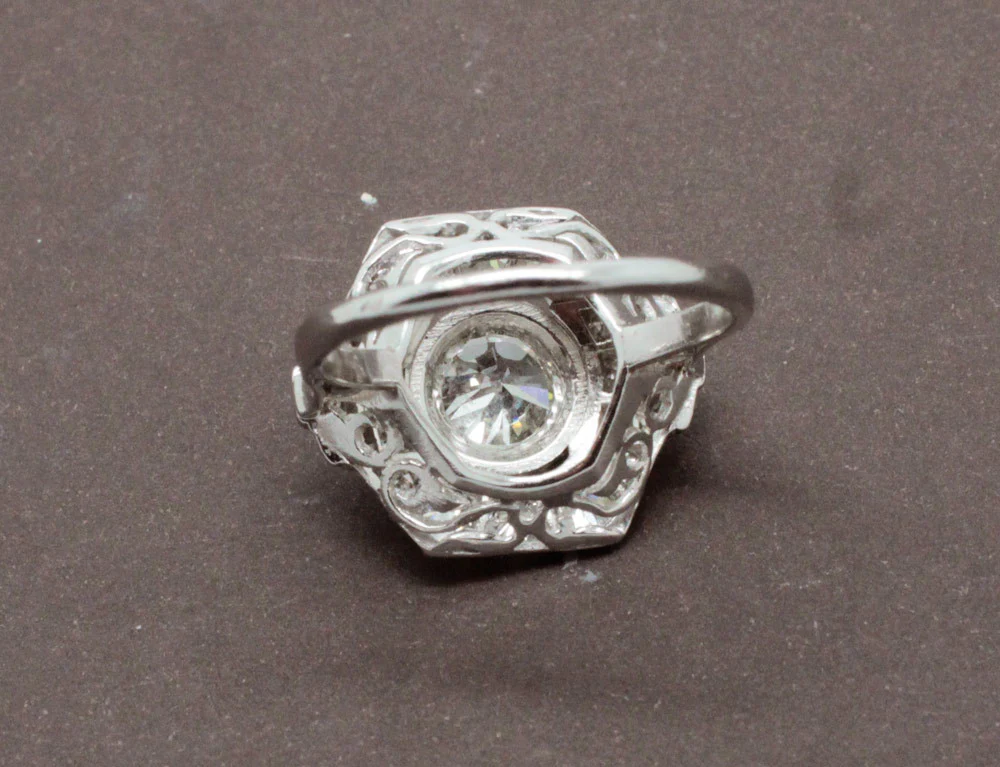 Bague Art Déco Platine et Diamants - Image 5