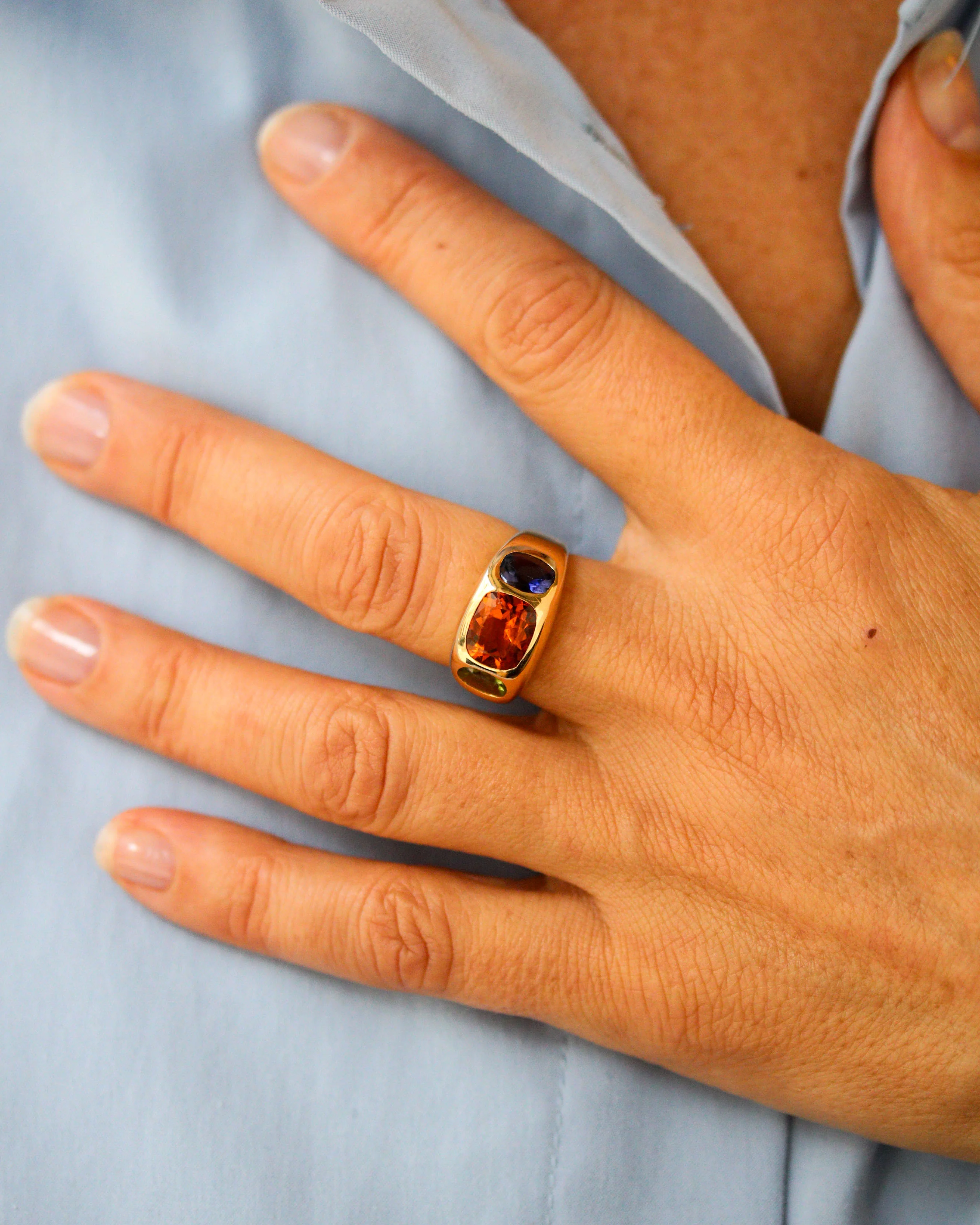 Bague Collection Baroque signée "Chanel" Or Jaune - Image 2