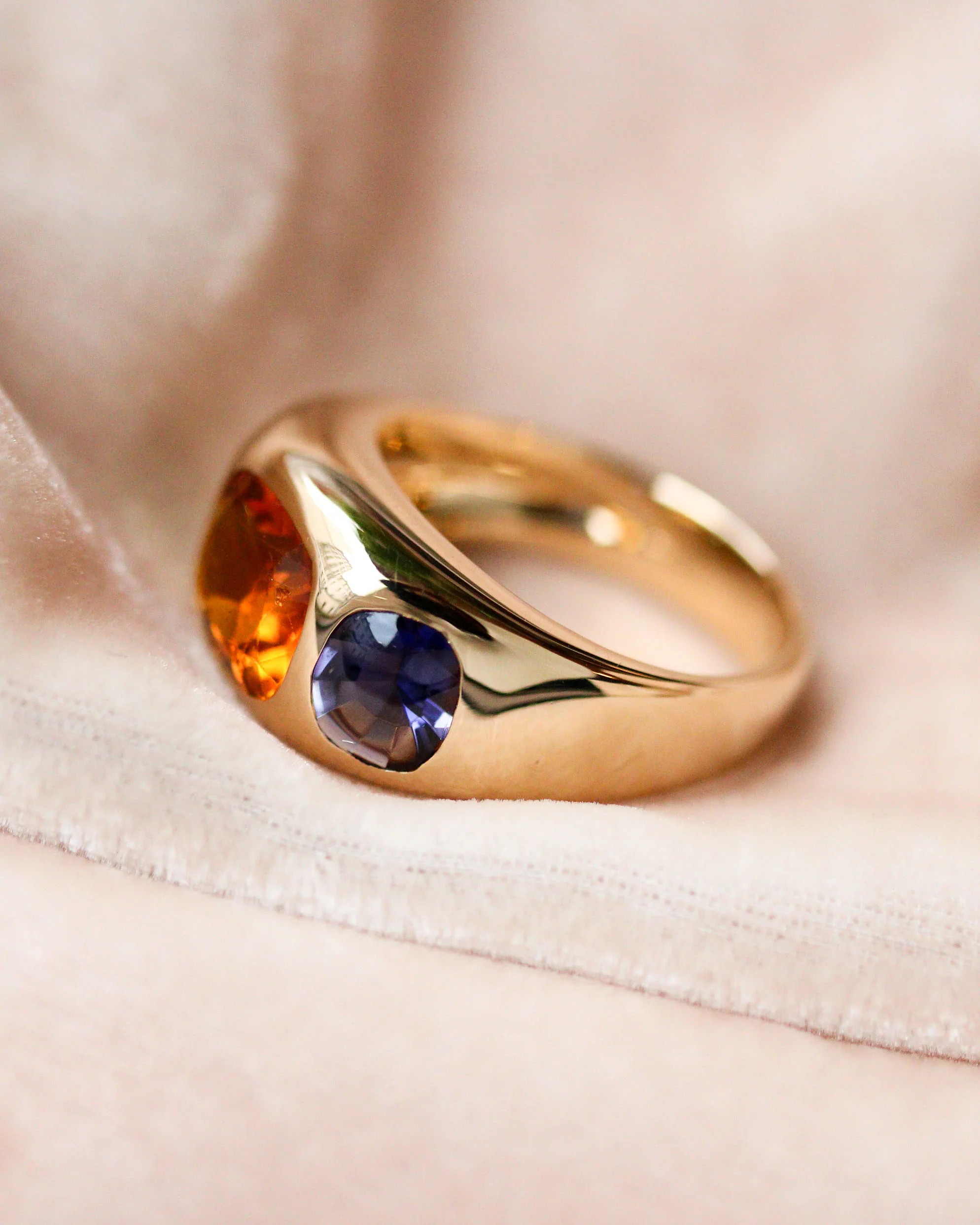 Bague Collection Baroque signée "Chanel" Or Jaune - Image 3
