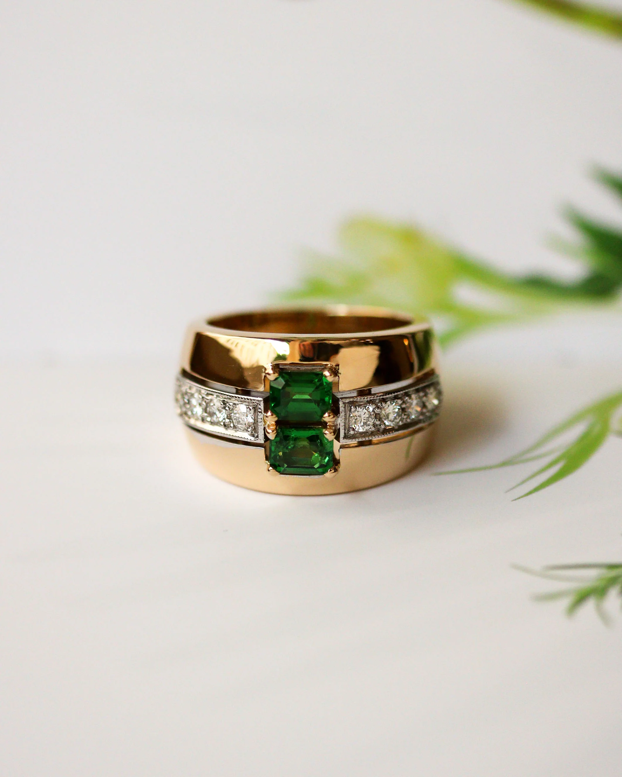 Bague Benoit Joaillier "Jonc duo" Or Jaune et Blanc Tourmalines Vertes et Diamants - Image 7
