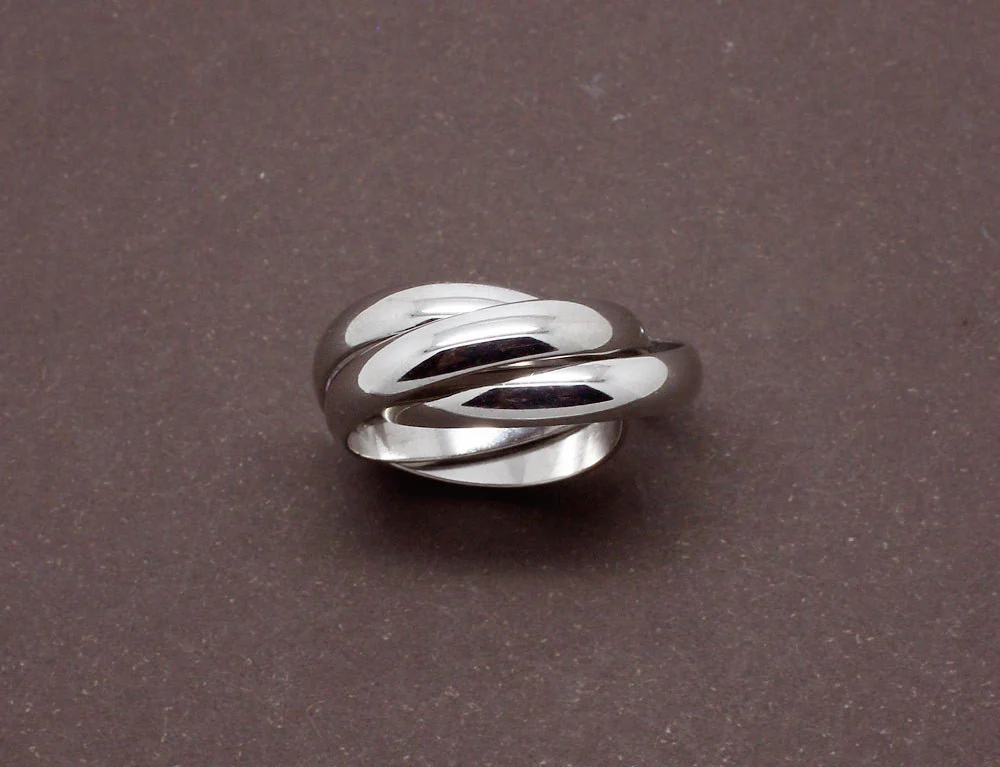 Bague Cartier Trinity Or Blanc - Image 2