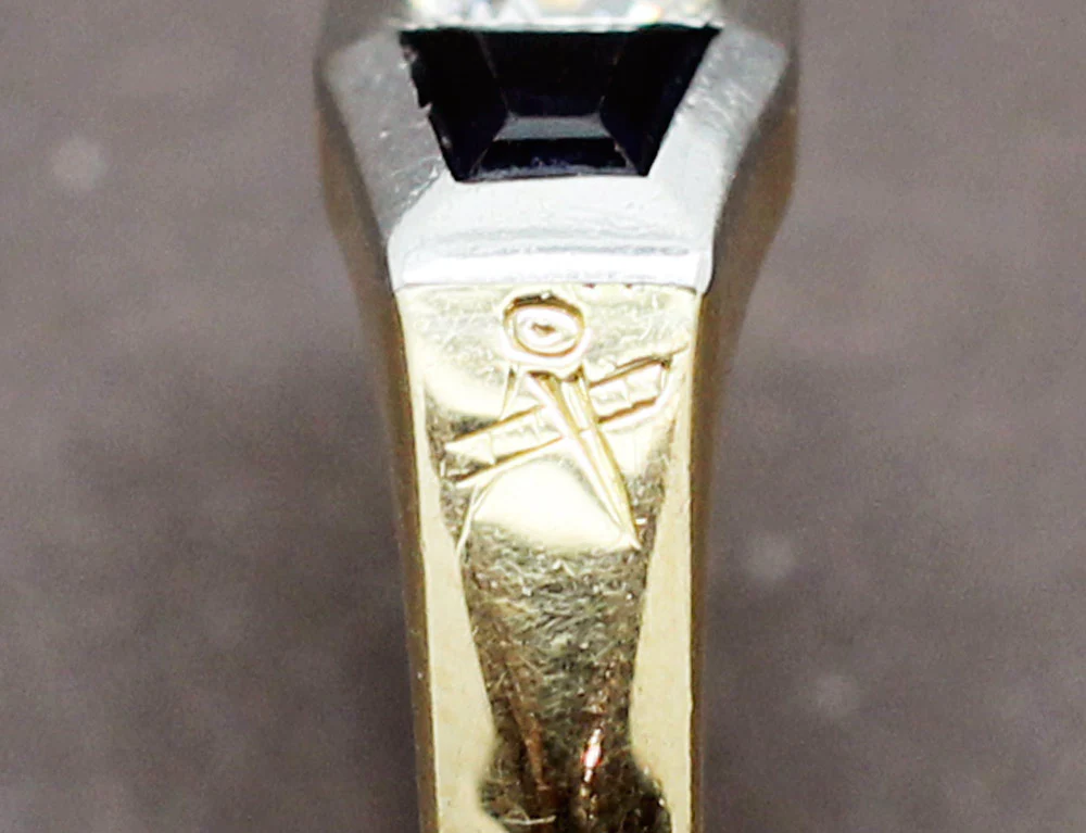 Bague Chevalière Art Déco Diamant Saphirs - Image 5