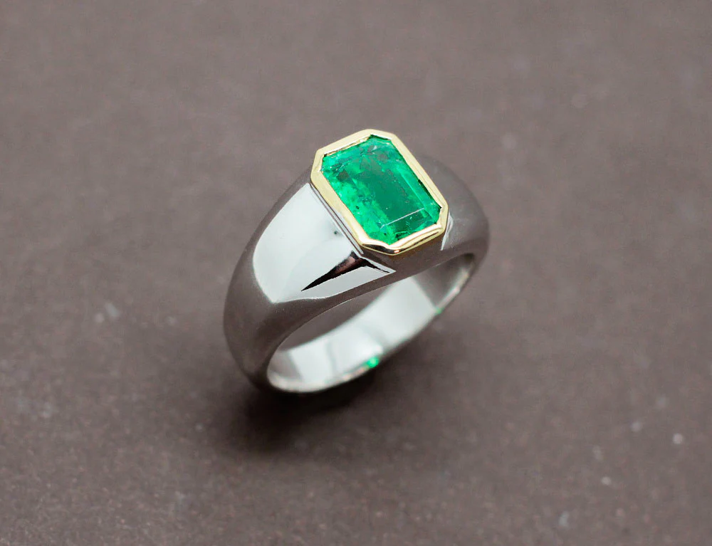 Bague Chevalière Emeraude