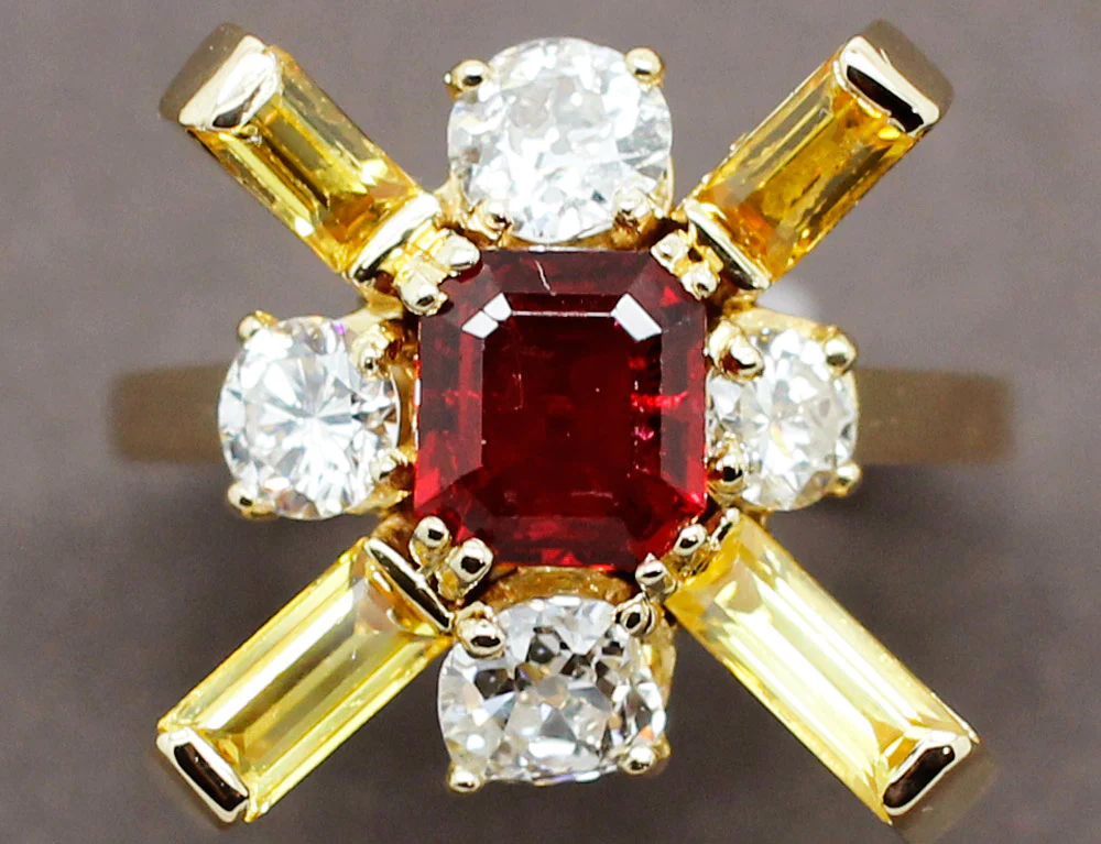 Bague Cocktail Rubellite Diamant Saphirs Jaune - Image 3