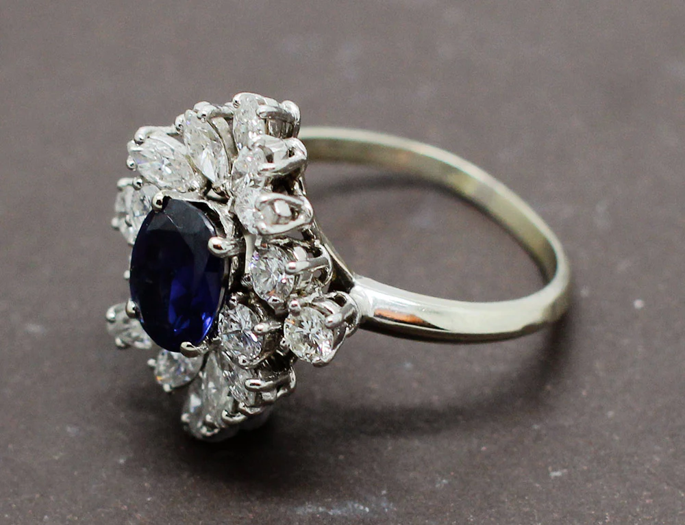 Bague Cocktail Saphir Diamants - Image 5