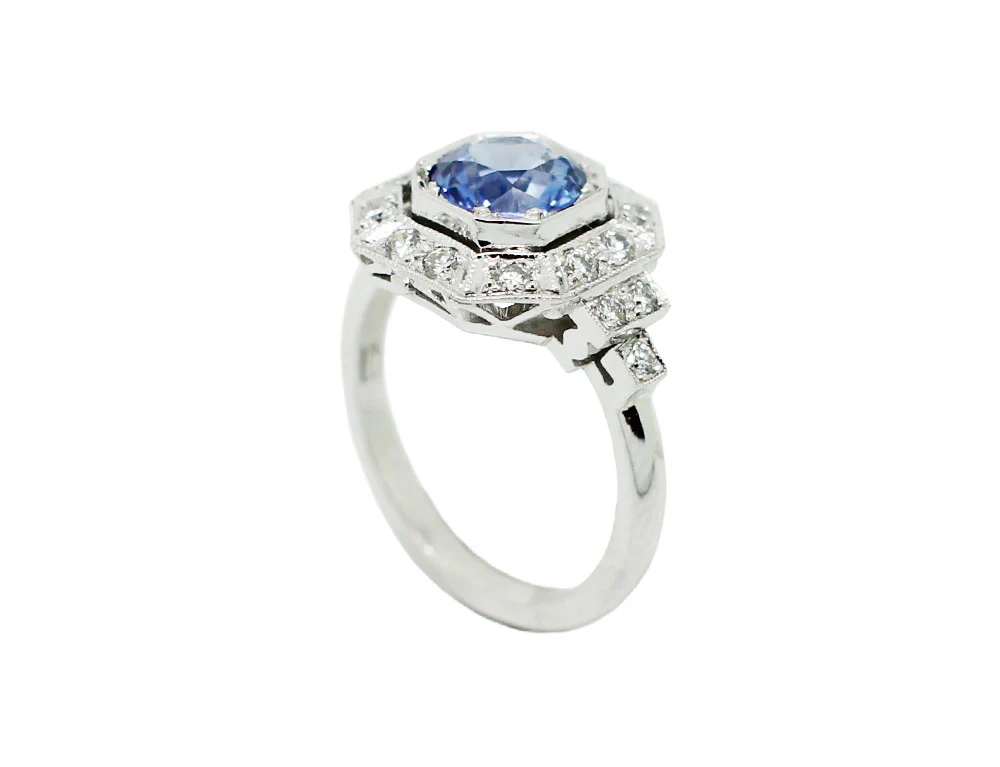 Bague Création Benoit Joaillier "Carré Pans Coupés" Saphir Diamants - Image 3