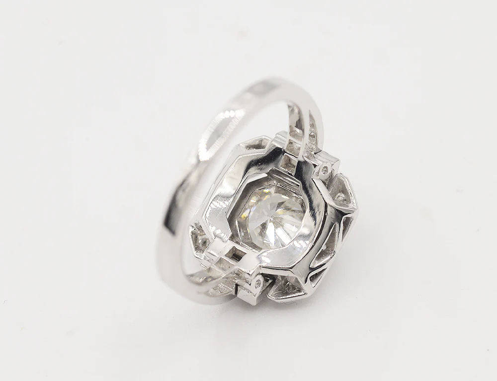 Bague Création Benoit Joaillier "Carré Pans Coupés" Diamant 0,97 ct F-VS1 - Image 4