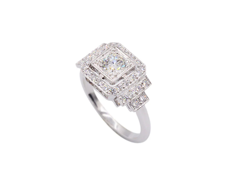 Bague Création Benoît Joaillier "Classique Petite Pierre" Diamant 0,38 carat G-SI - Image 3