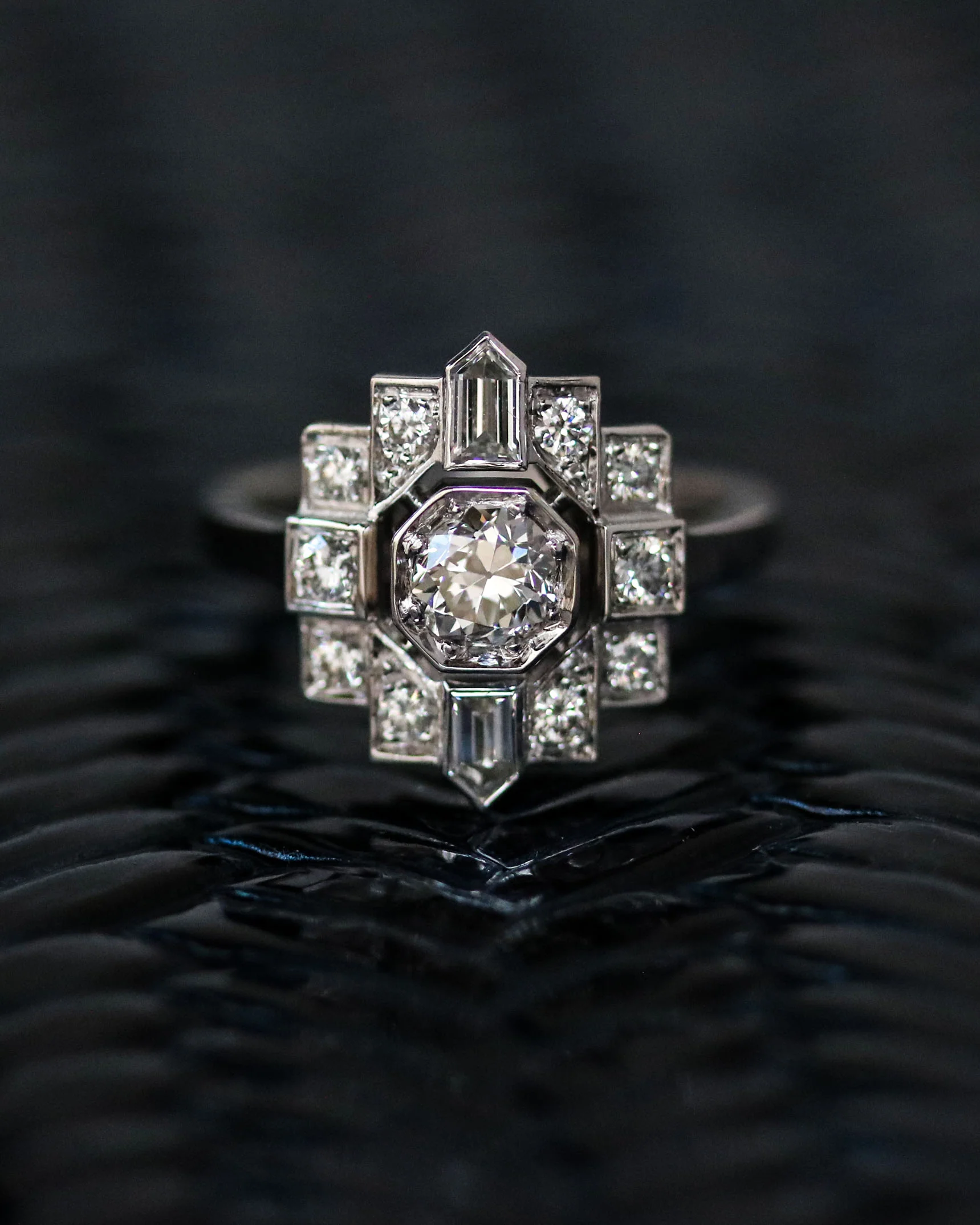 Bague Création Benoit Joaillier "Diamants Bullet"
