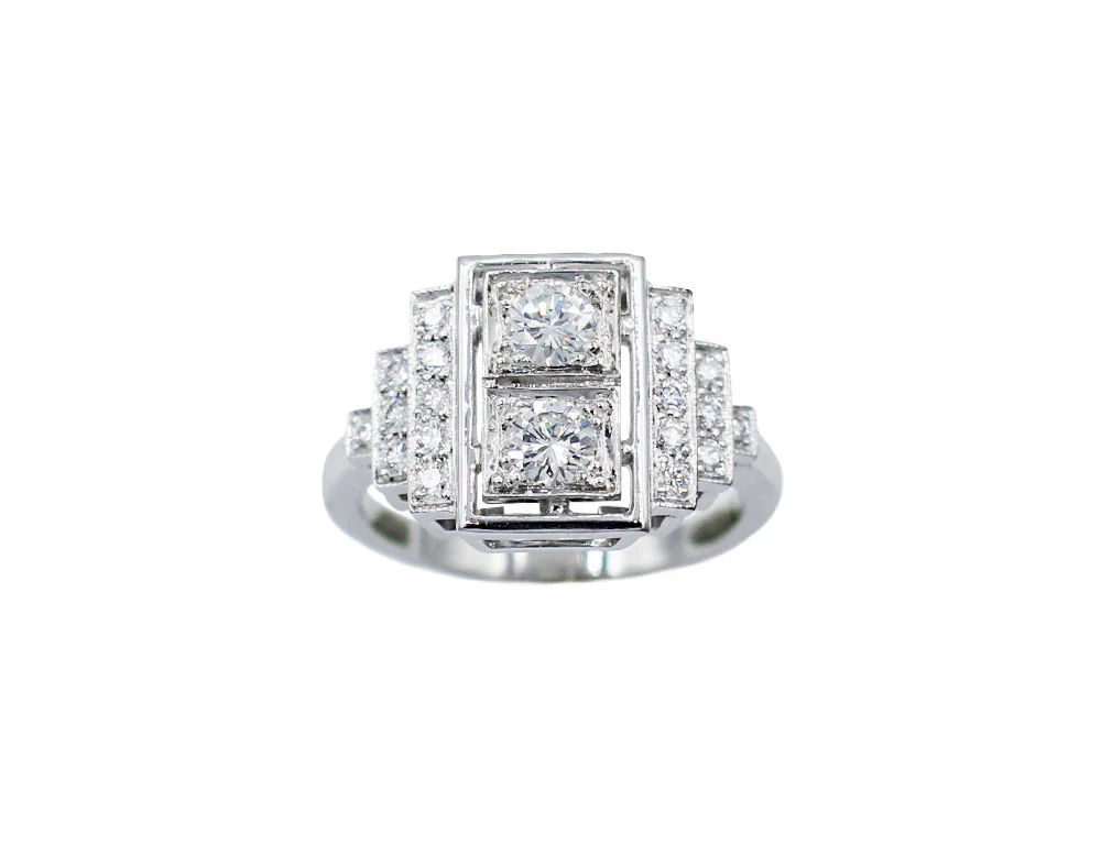Bague Création Benoit Joaillier "Escaliers et Deux Diamants" - Image 2