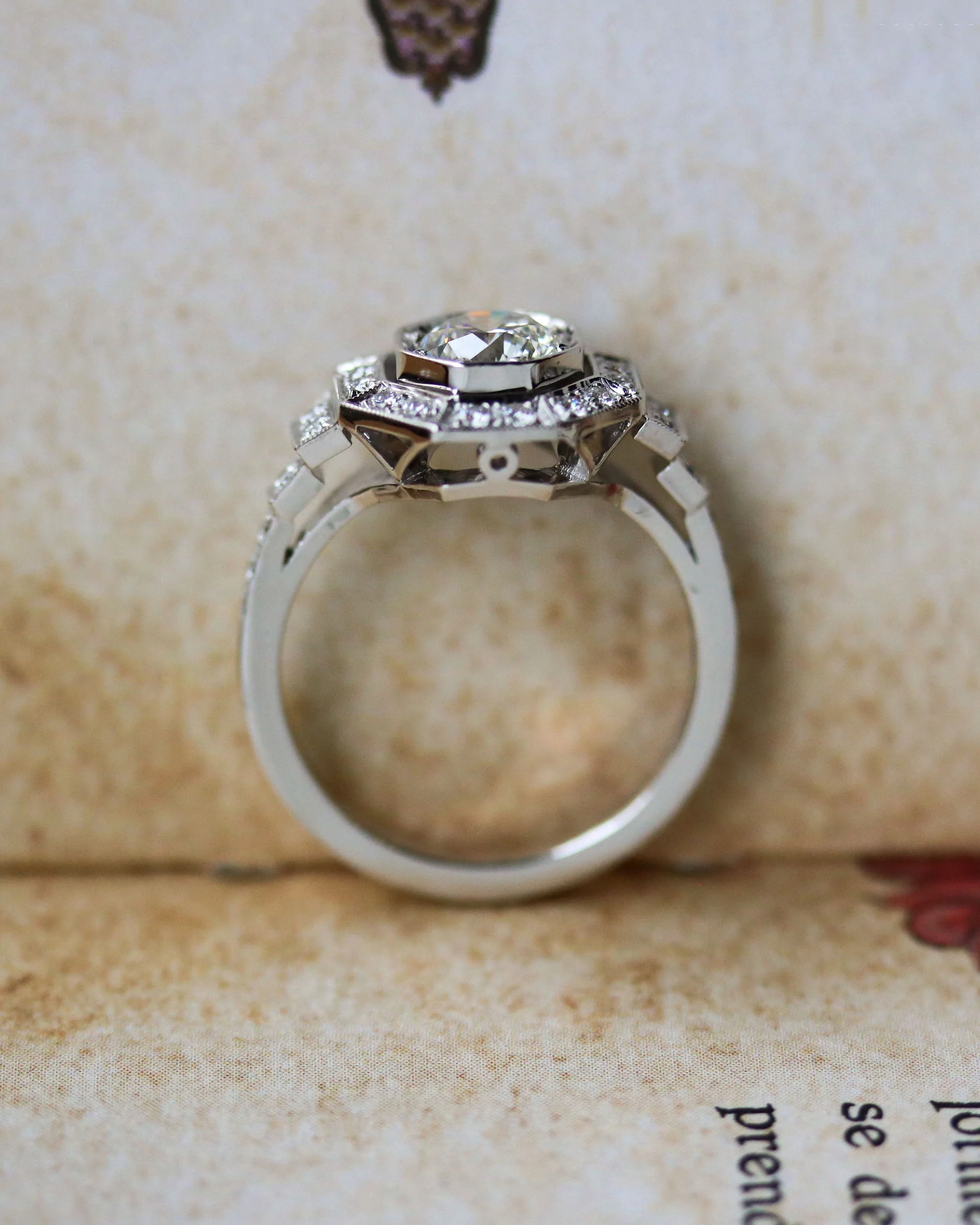 Bague Création Benoit Joaillier "Octogonale" Diamant 0.83 ct taille brillant - Image 4