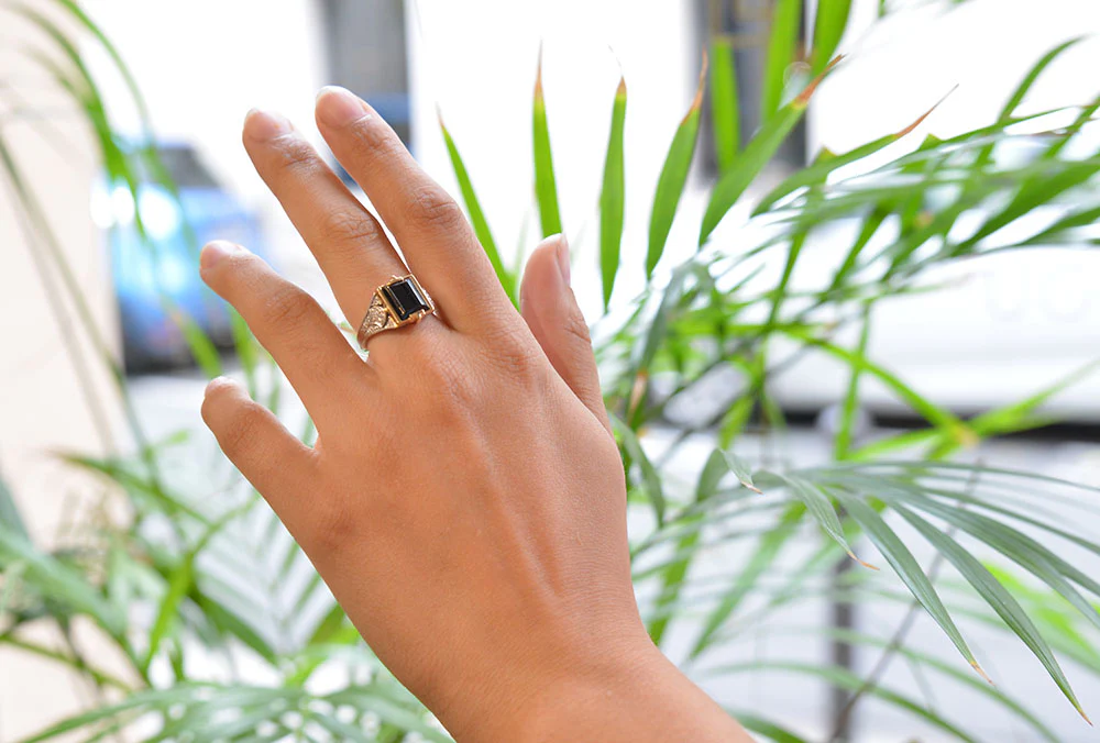 Bague Création Benoît Joaillier "Onyx Art Déco" - Image 5